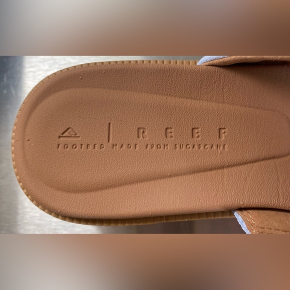 REEF ..Stylish Women's Platform Sandals in 
Lavender and yellow - Picture 7 of 16